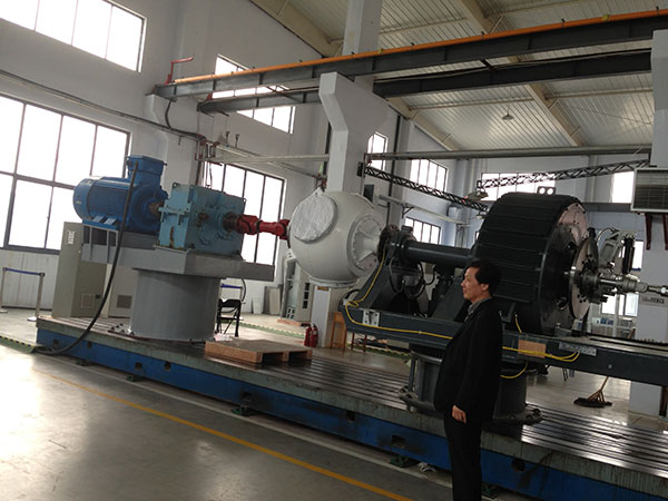 200Kw风电齿轮箱在在测试现场